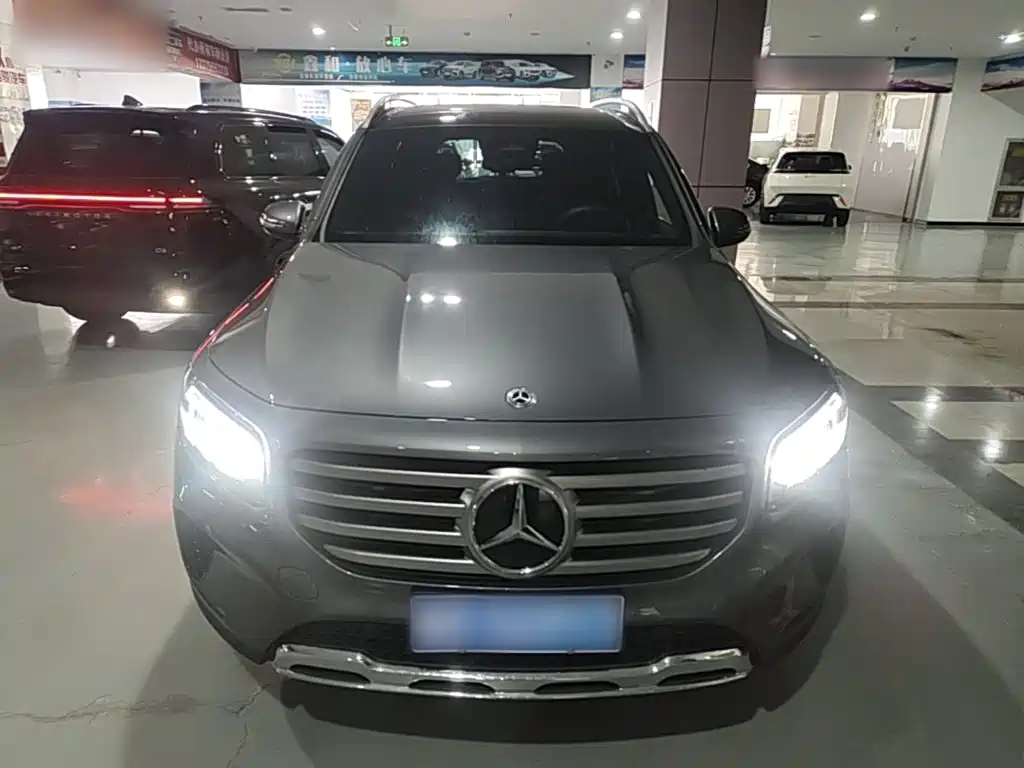 Mercedes-Benz GLB 2025