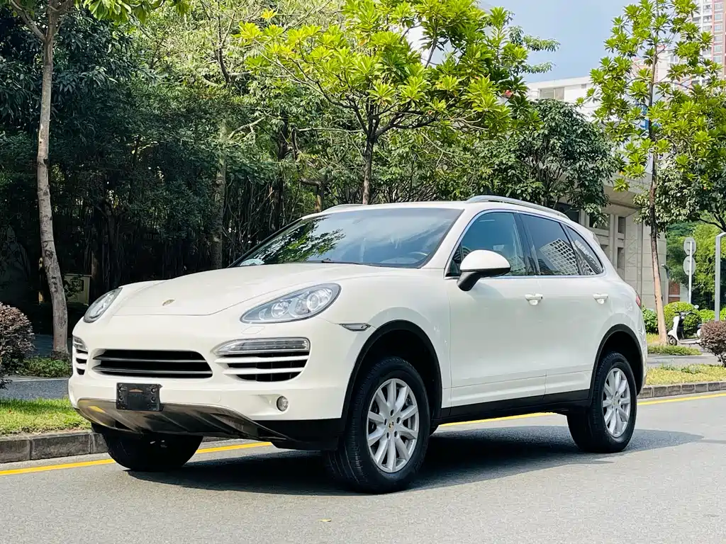 Porsche Cayenne 2011