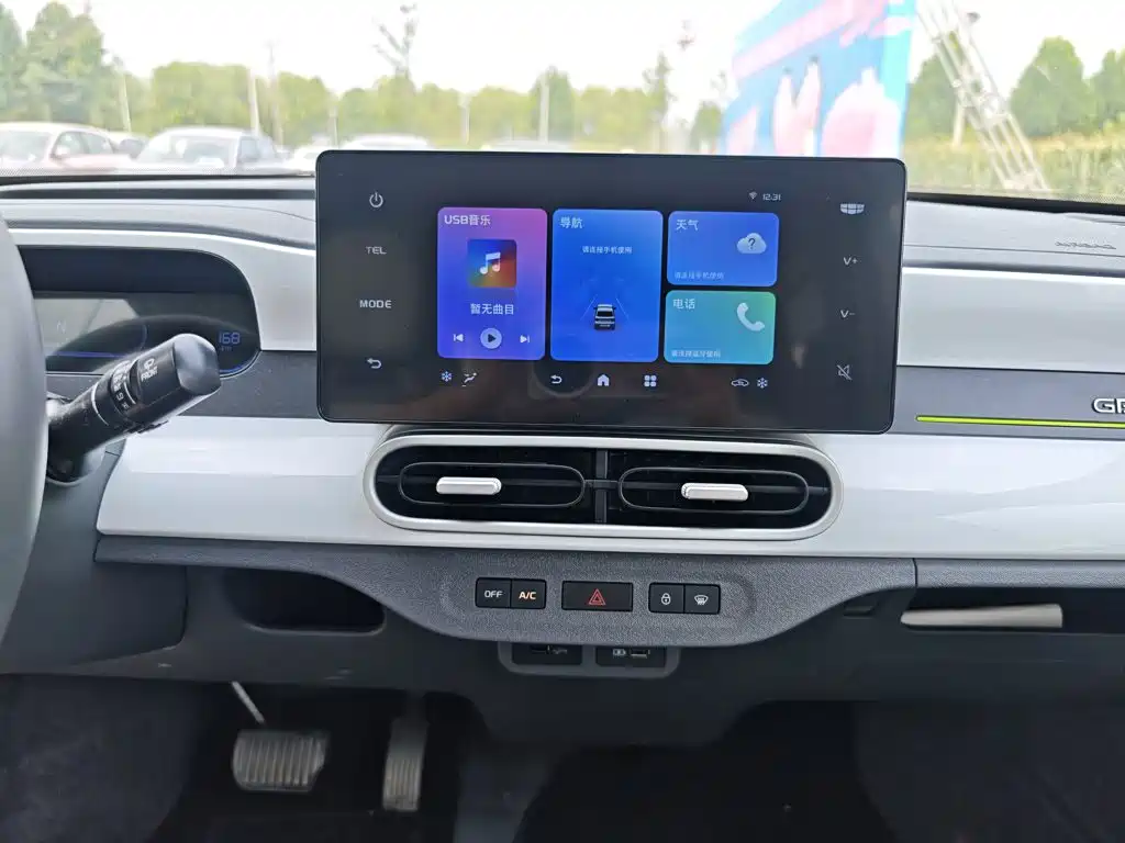 Geely Galaxy Panda 2025 — фото 13