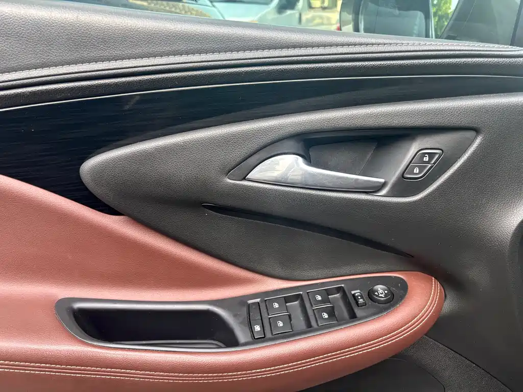 Buick Envision Plus 2019 — фото 14