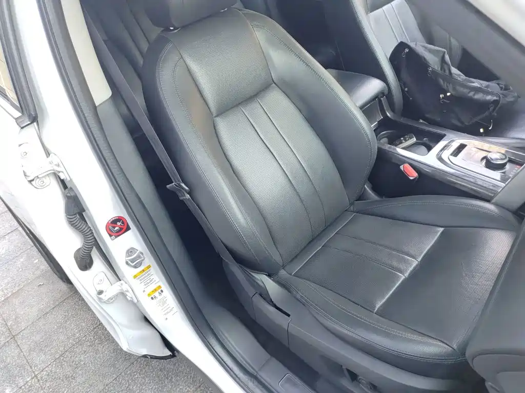 Land Rover Discovery Sport 2018 — фото 21