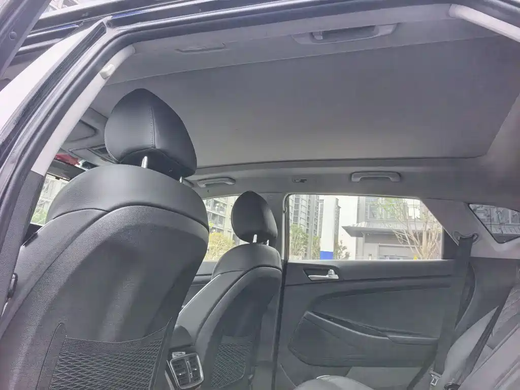 Hyundai Tucson 2019 — фото 15