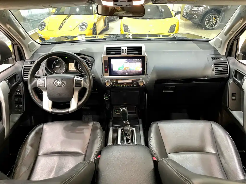 Toyota Prado 2015 — фото 12