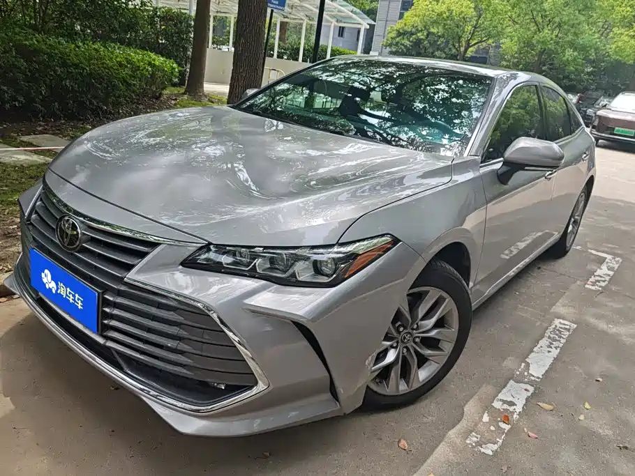 Toyota Avalon 2019