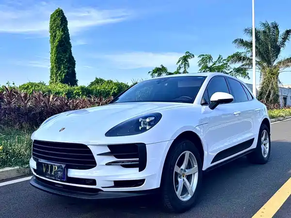 Porsche Macan 2020