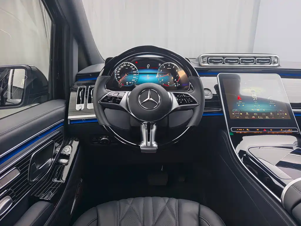 Mercedes-Benz Vito 2025 — фото 13