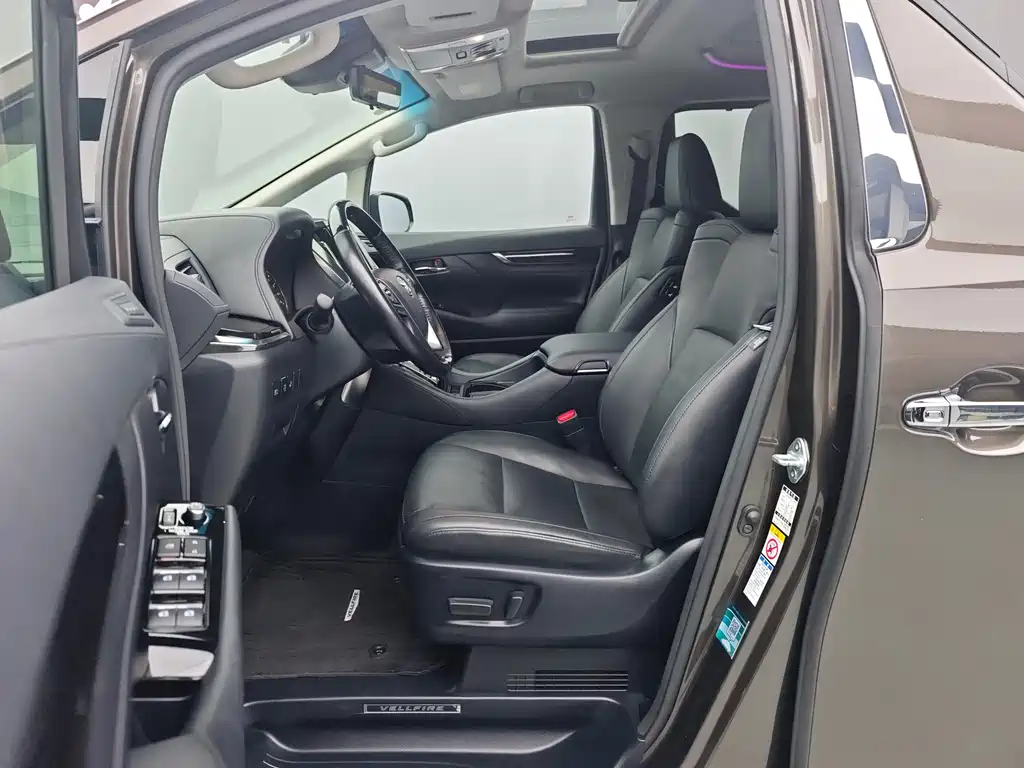 Toyota Vellfire 2019 — фото 9