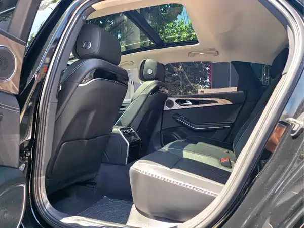 Hongqi H9 2022