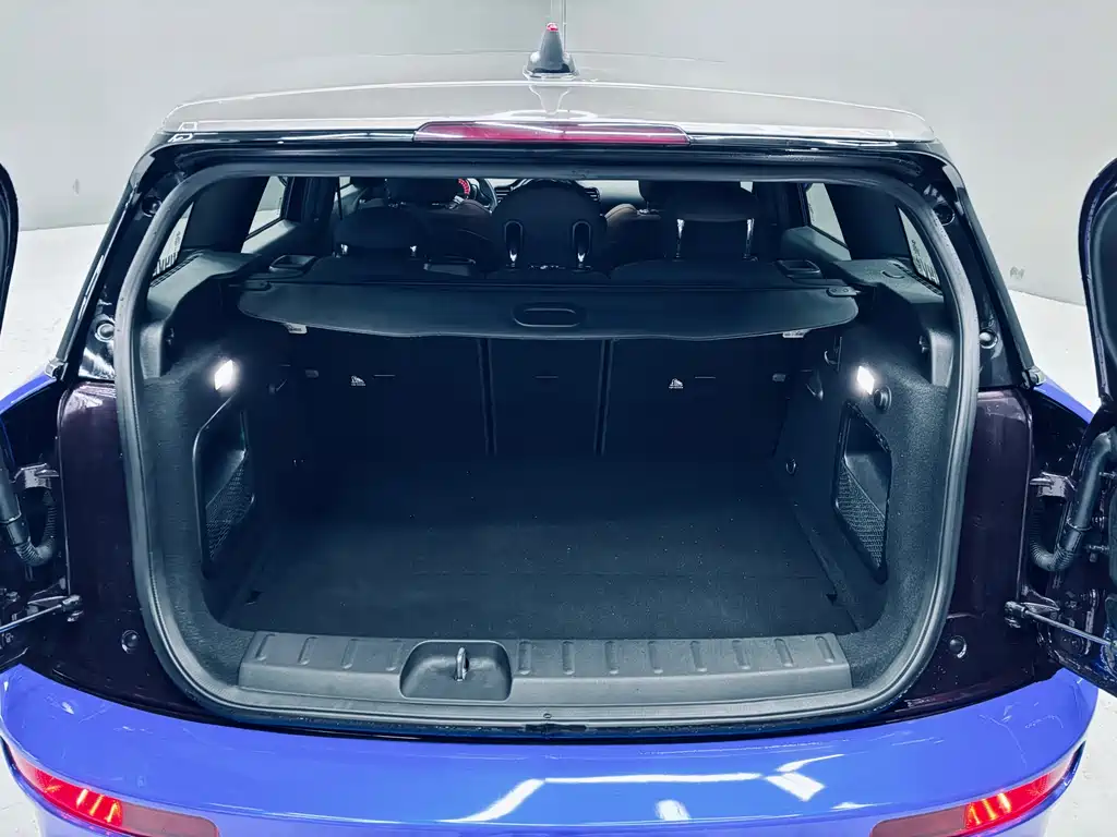 MINI Clubman 2017 — фото 17