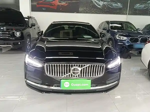 Volvo S90 2024
