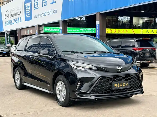 Toyota Granvia 2025