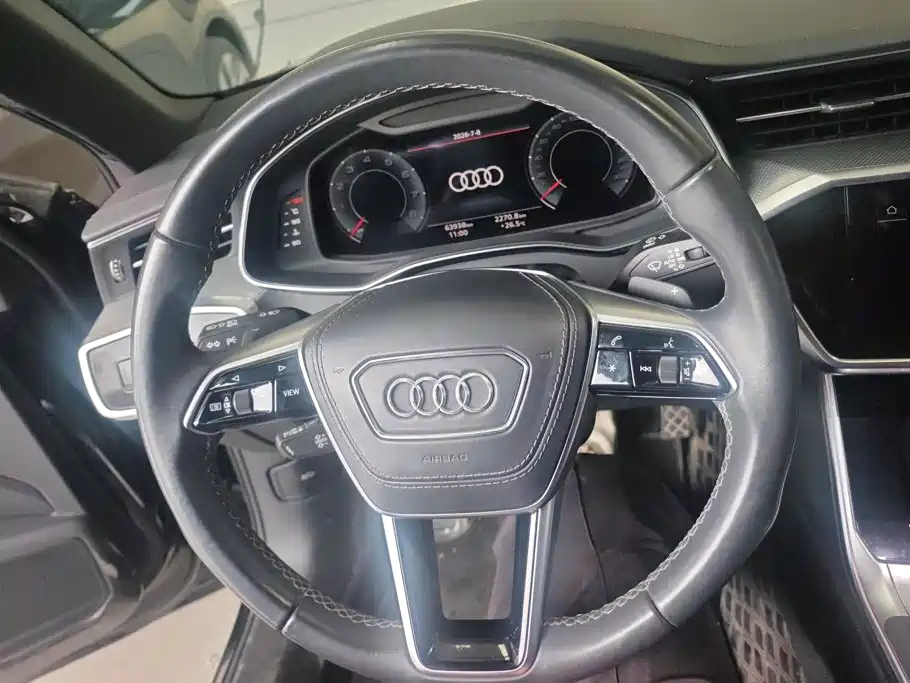 Audi A6L 2023 — фото 15