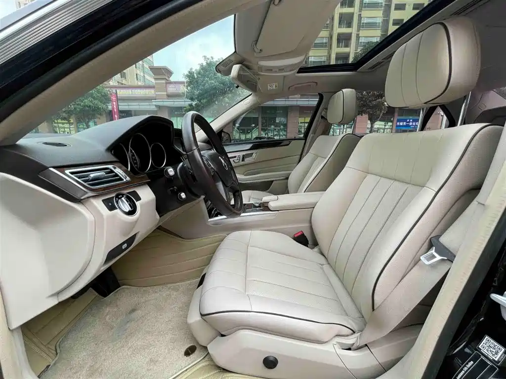 Mercedes-Benz E-Class 2016 — фото 11