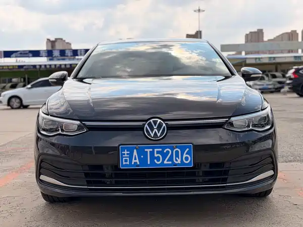 Volkswagen Golf 2022
