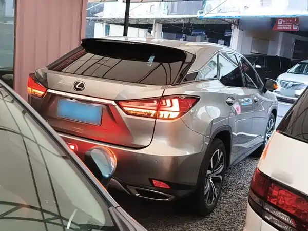 Lexus RX 2020