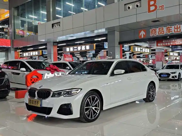 BMW 3 Series 2021 — фото 1