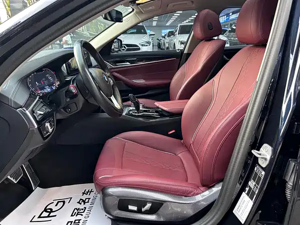 BMW 5 Series 2023