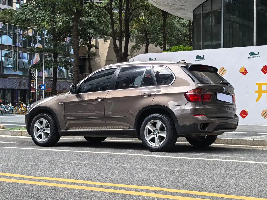 BMW X5 2011 — фото 16