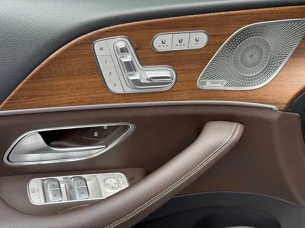 Mercedes-Benz GLS 2024 — фото 16