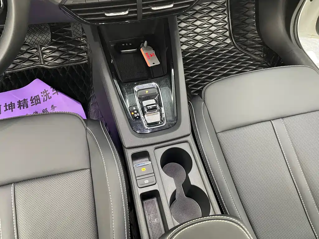 Skoda Octavia 2022 — фото 11