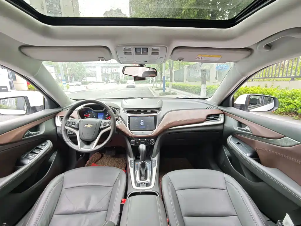 Chevrolet Malibu 2017 — фото 11