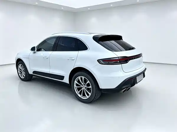 Porsche Macan 2022