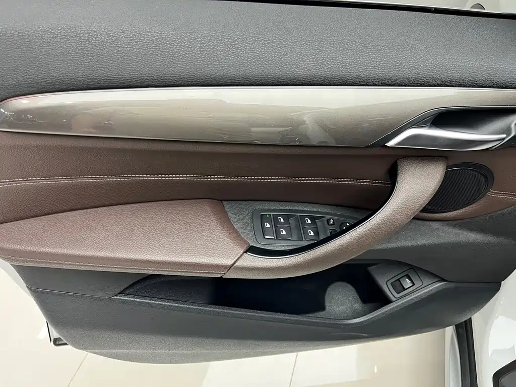 BMW X1 2019 — фото 14