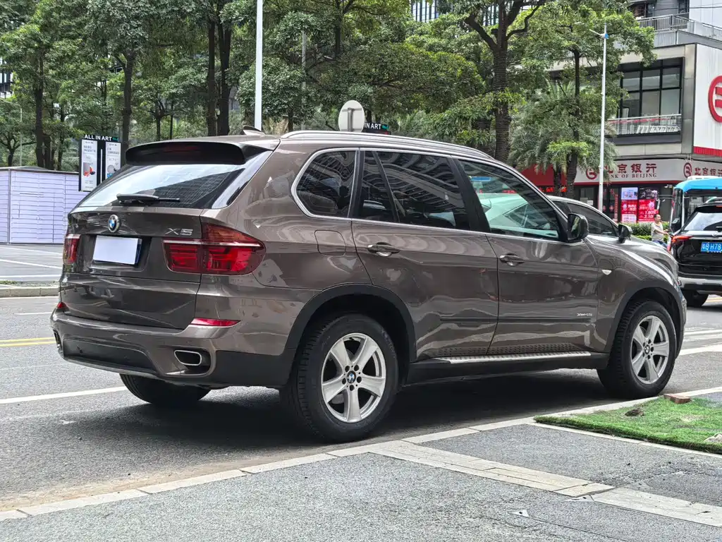 BMW X5 2011 — фото 20