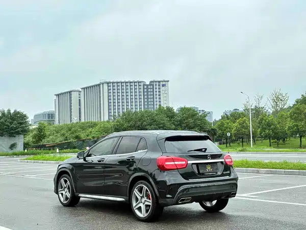 Mercedes-Benz GLA 2017