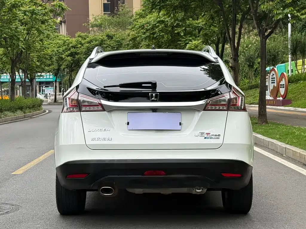 Luxgen You6 SUV 2016 — фото 4
