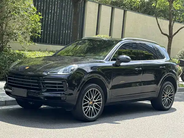 Porsche Cayenne 2022