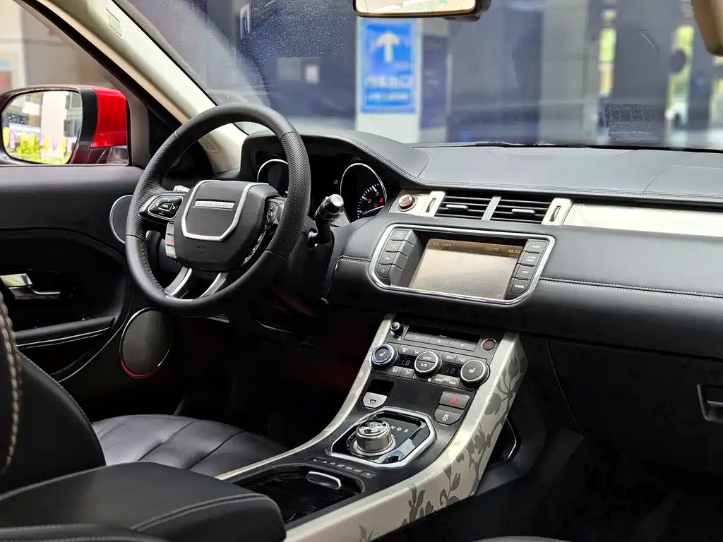 Land Rover Evoque 2012 — фото 10