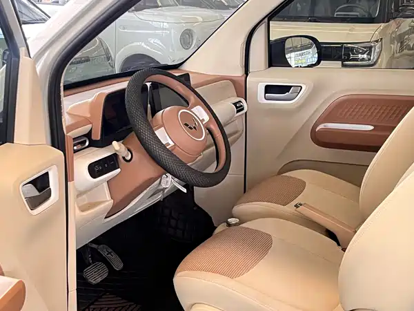 Wuling Hongguang MINIEV 2024