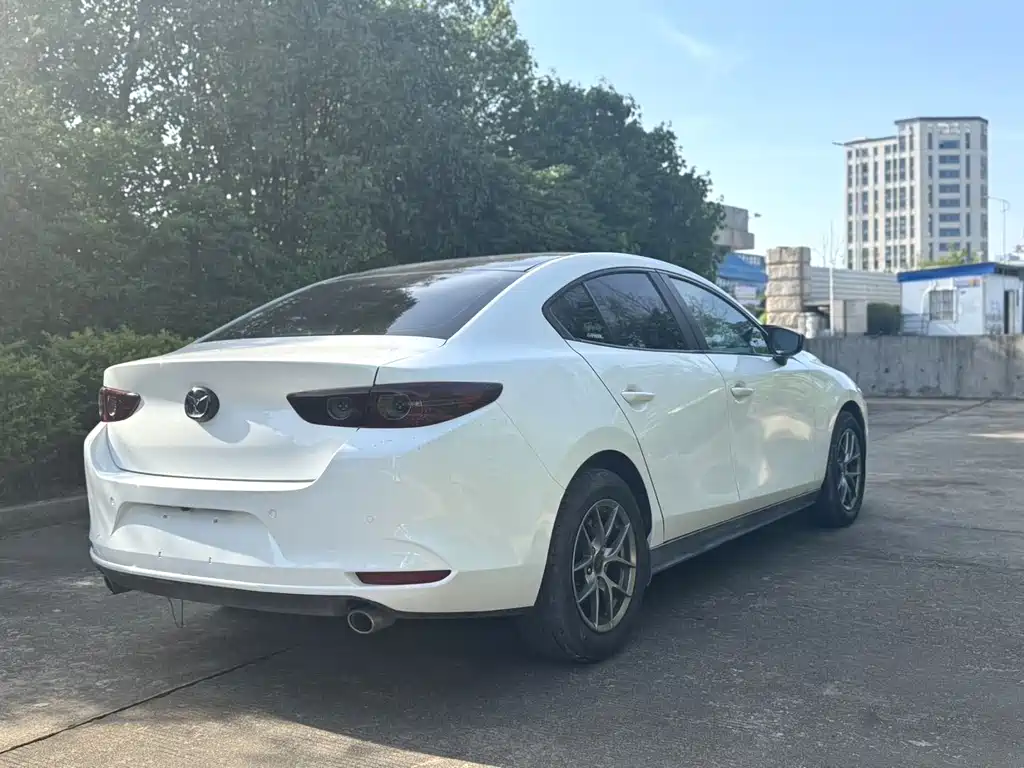 Mazda 3 Angkesela 2023