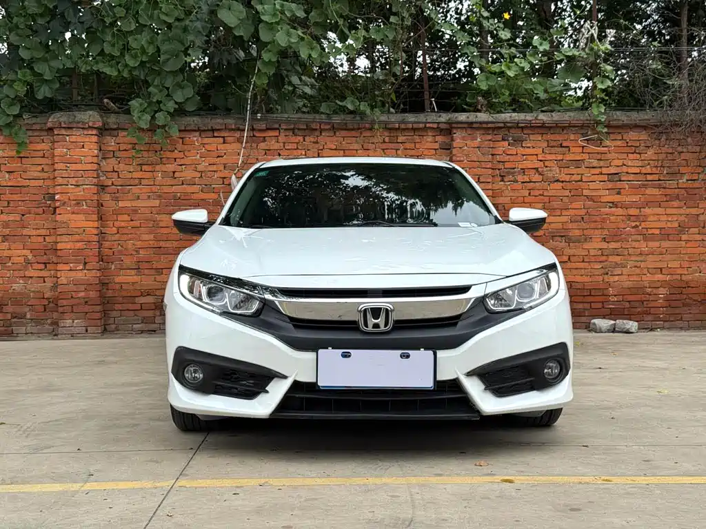 Honda Civic 2017 — фото 2