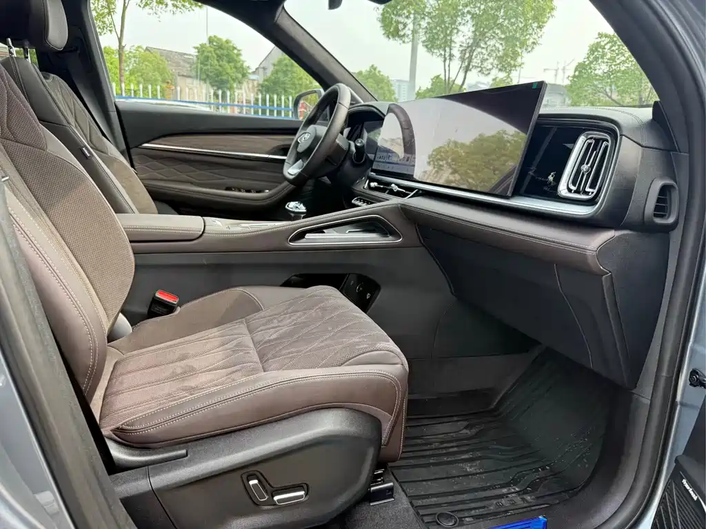 Geely Xingyue L 2025 — фото 14
