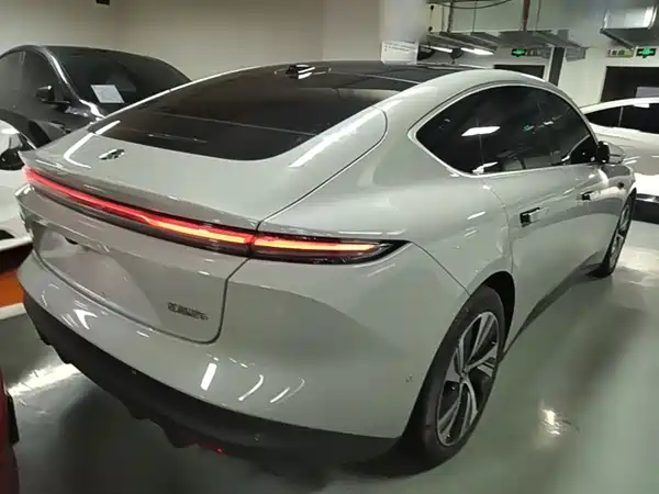 NIO ET5 2023