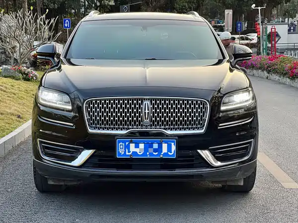 Lincoln Nautilus 2019