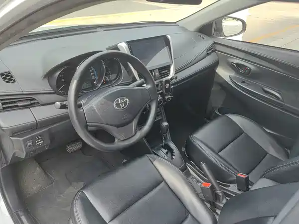 Toyota Yaris L 2019