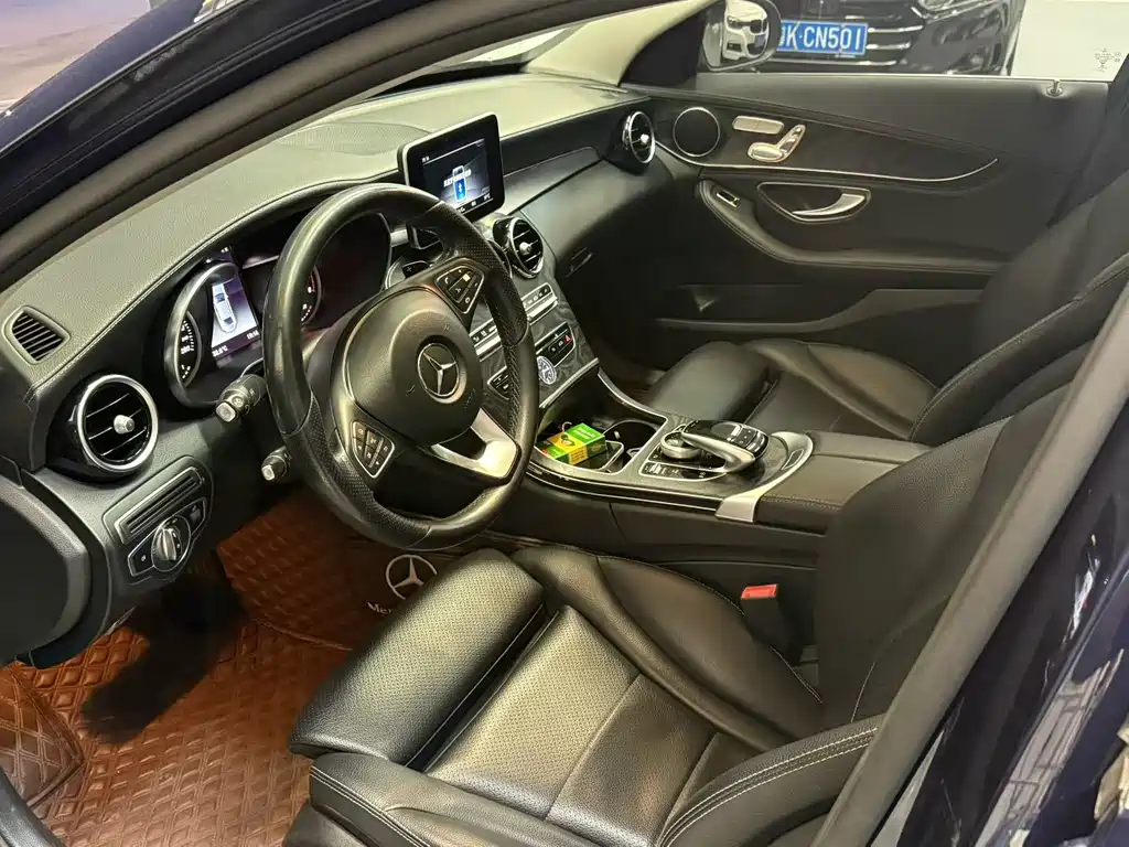 Mercedes-Benz C-Class 2018 — фото 3