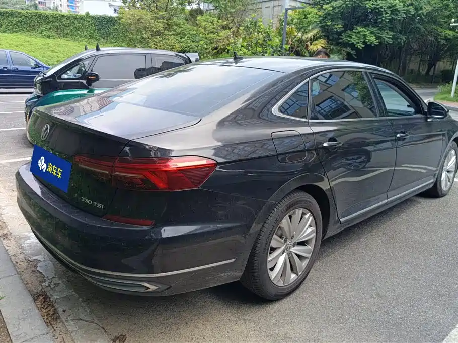 Volkswagen Passat 2019 — фото 3
