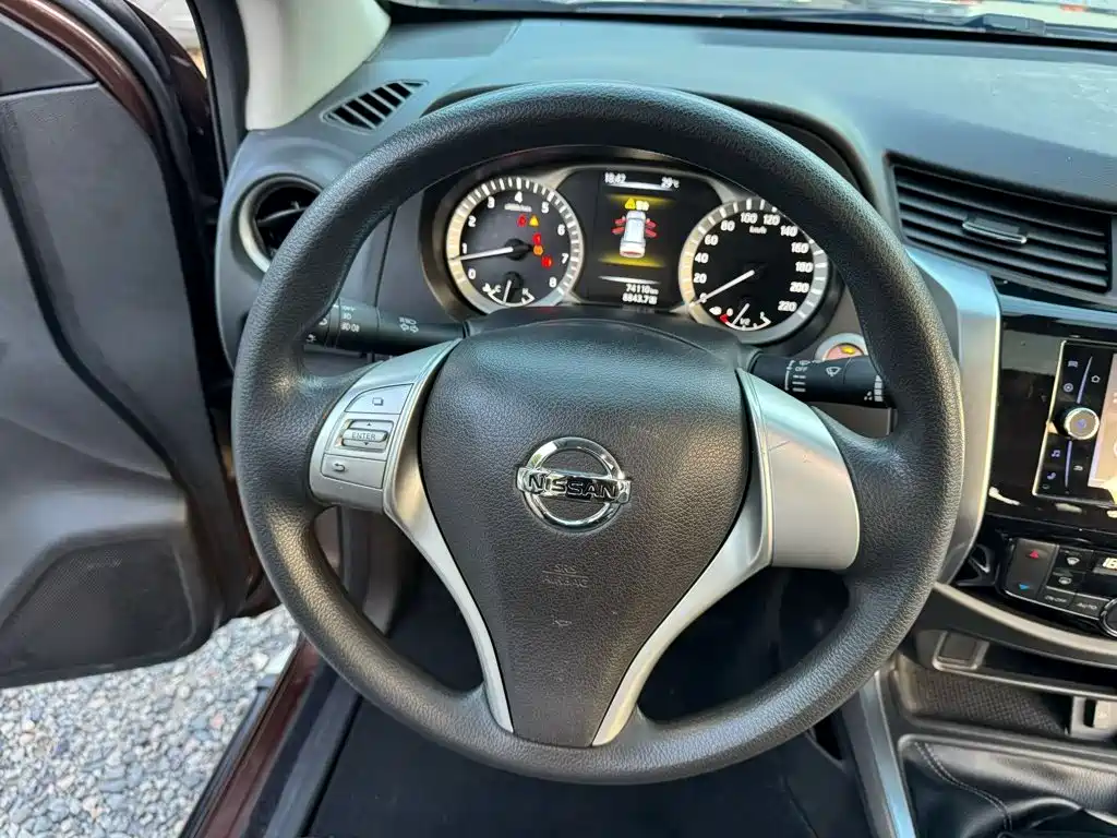Nissan Terra 2020 — фото 18