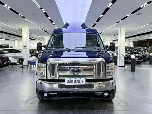 Ford E350 2011