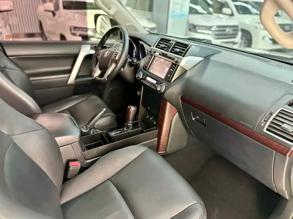 Toyota Prado 2017