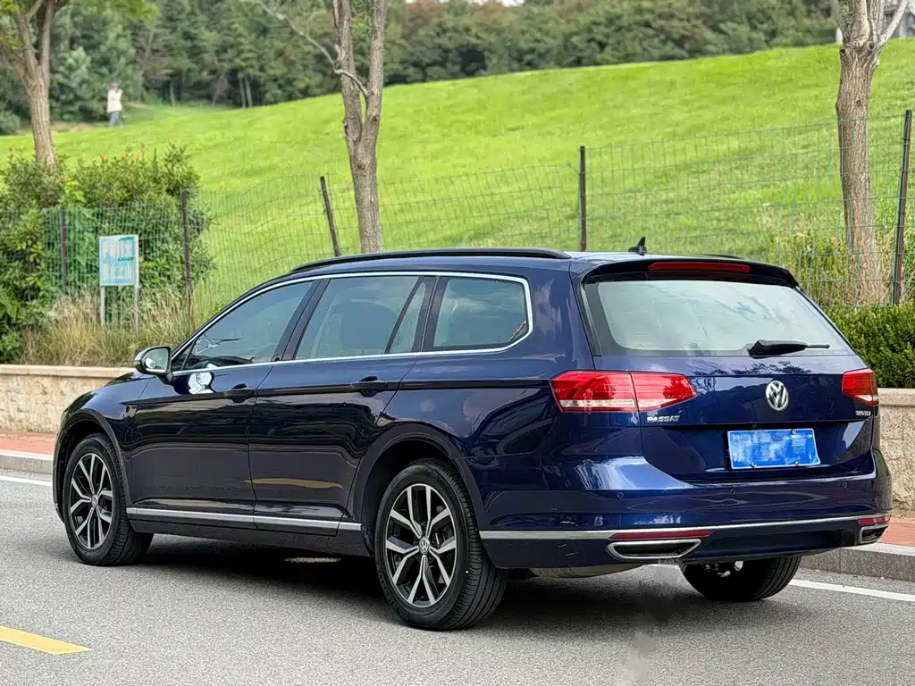 Volkswagen Viloran 2019 — фото 4