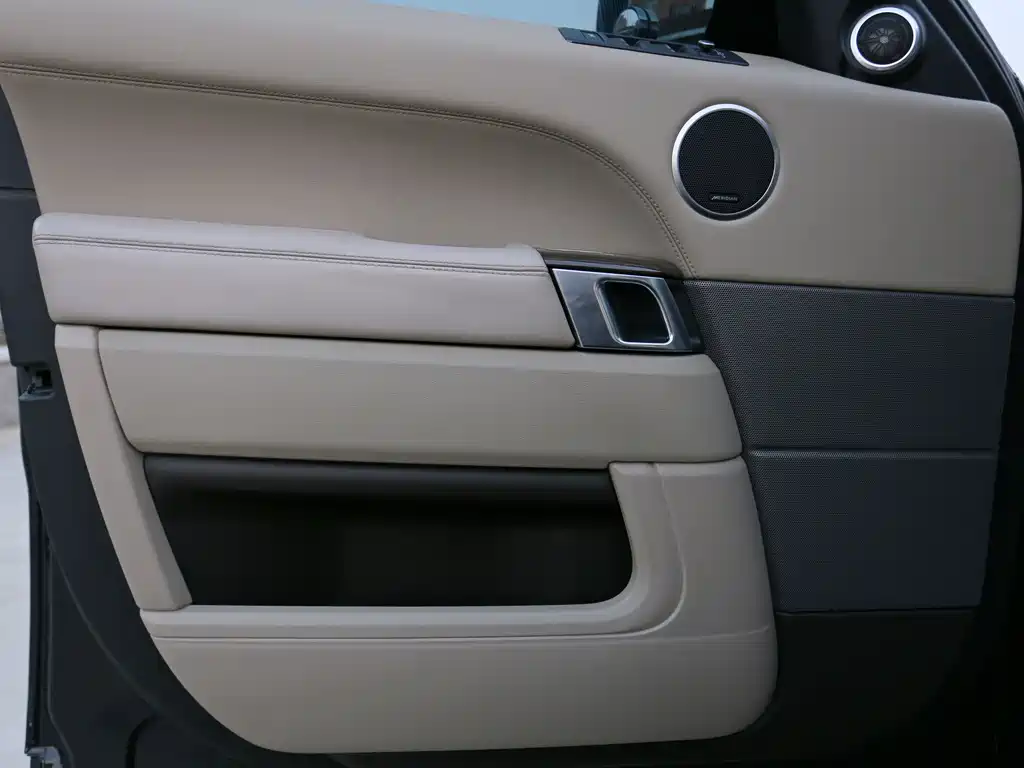 Land Rover Sport 2016 — фото 11
