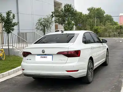 Volkswagen Sagitar 2022