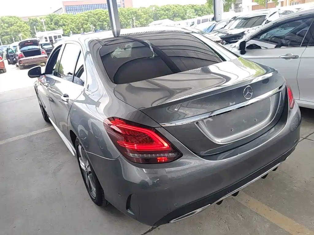 Mercedes-Benz C-Class 2020