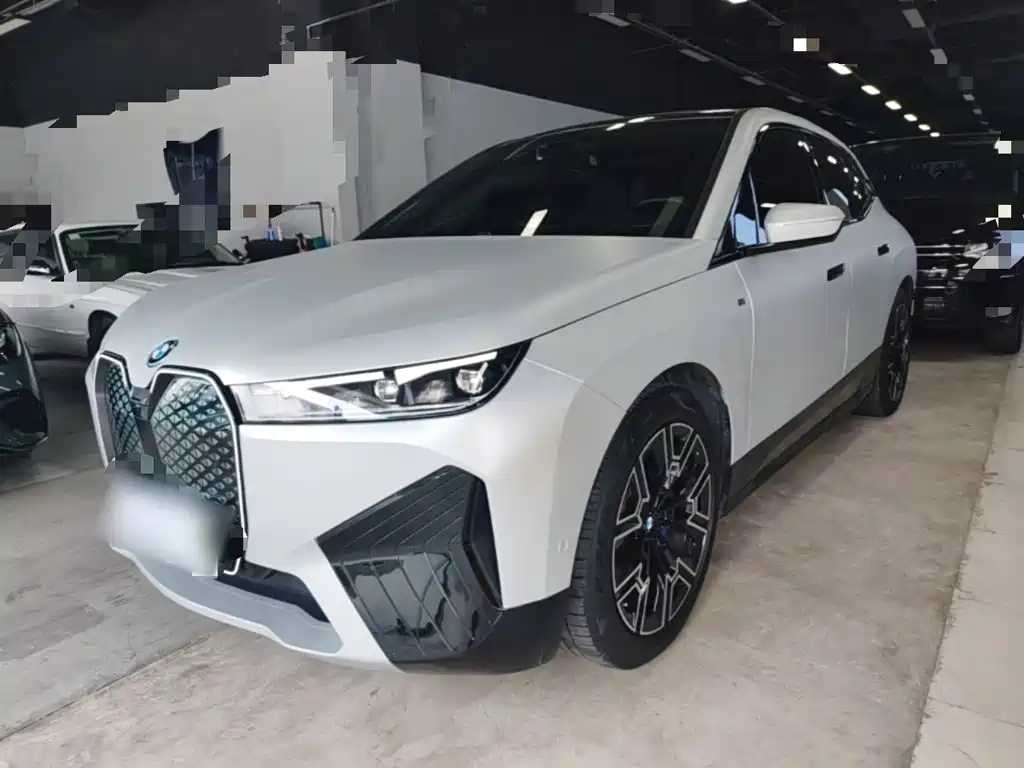 BMW iX 2023