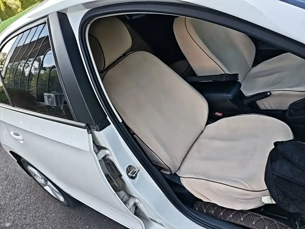 Skoda Rapid 2021 — фото 25